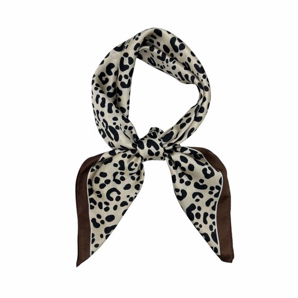 ✨Elegant Bandana Square Scarf Silky Satin Cheetah Print Leopard Head Neck Brown - Picture 2 of 5